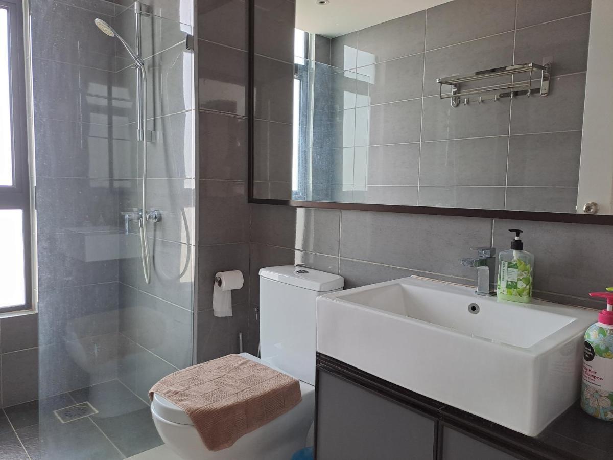 Best Moments Suite 1 Kuantan Zewnętrze zdjęcie